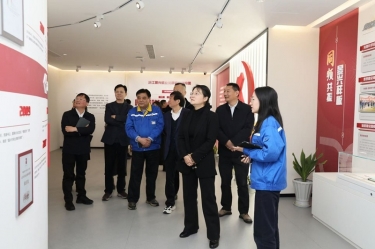 省工商联党组成员、副主席吴海瑜调研景兴纸业指导企业高质量发展